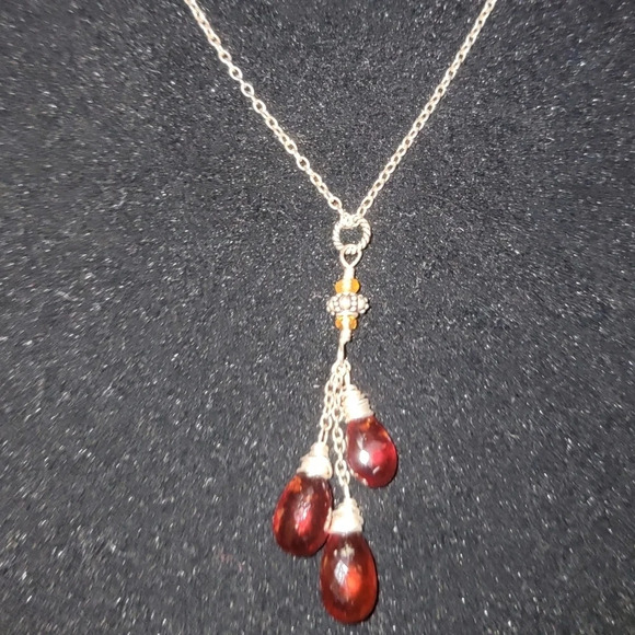 NECKLACE & earring set - Picture 1 of 2